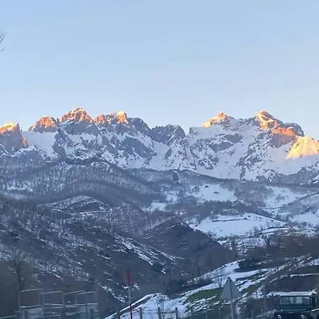 Дом отдыха Casa Pirri *