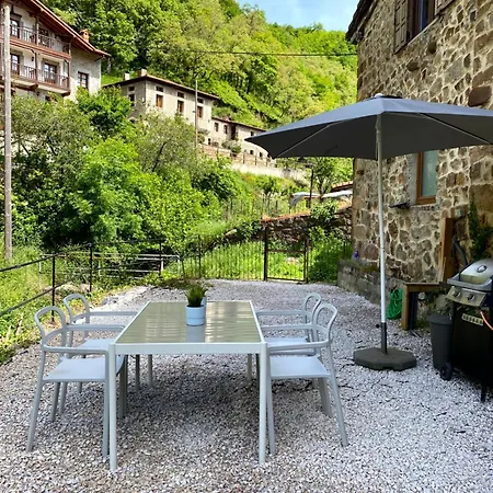 Casa Pirri * אספינמה